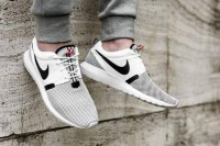 NIKE ROSHE RUN NM BR 